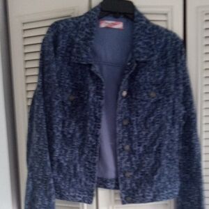 Chic Blue Textured Jean Jacket